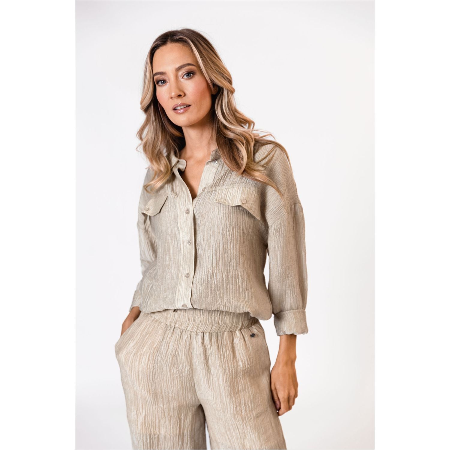 Blouse crinkle