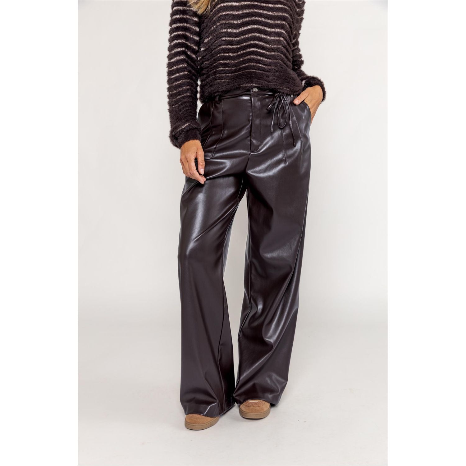 Pants vegan leather – Poools fashion