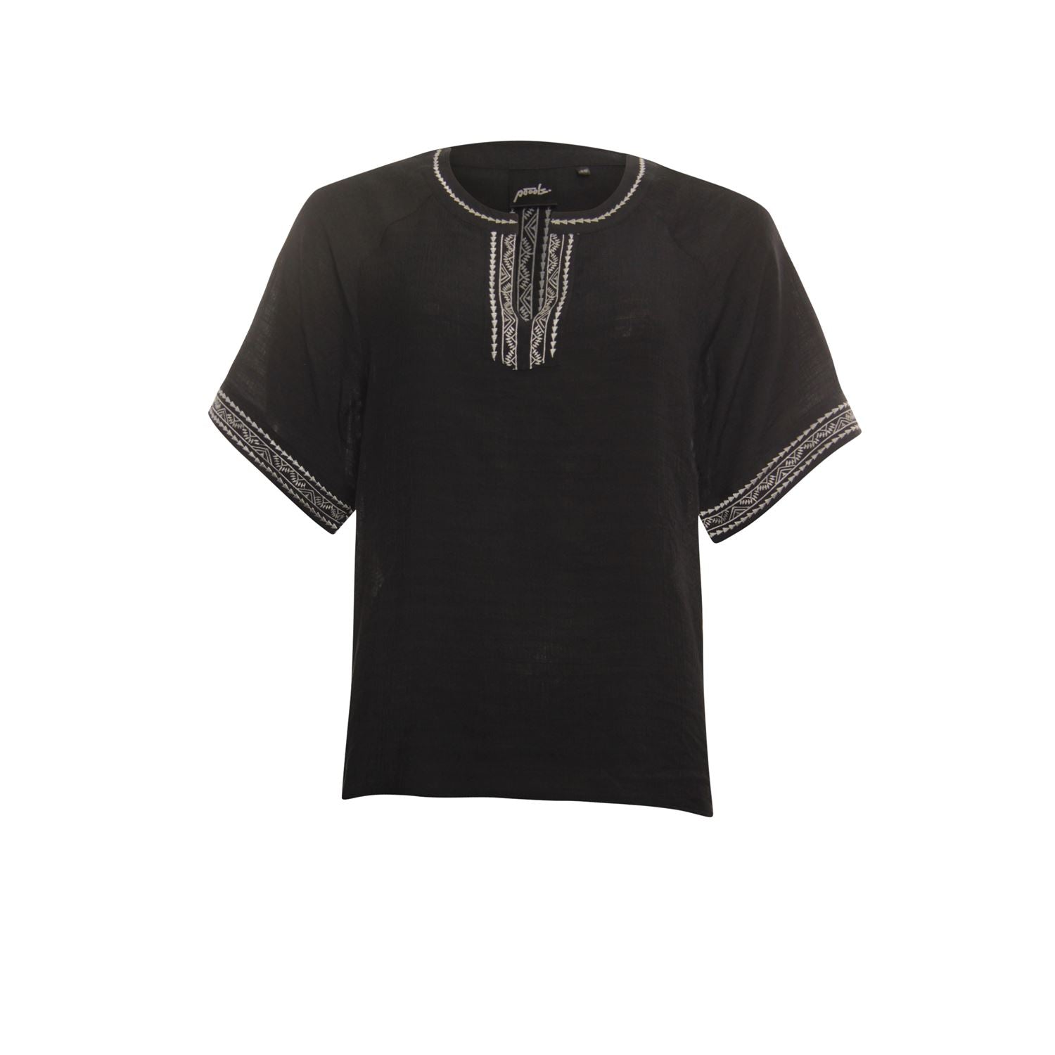 T-shirt embroidery - black