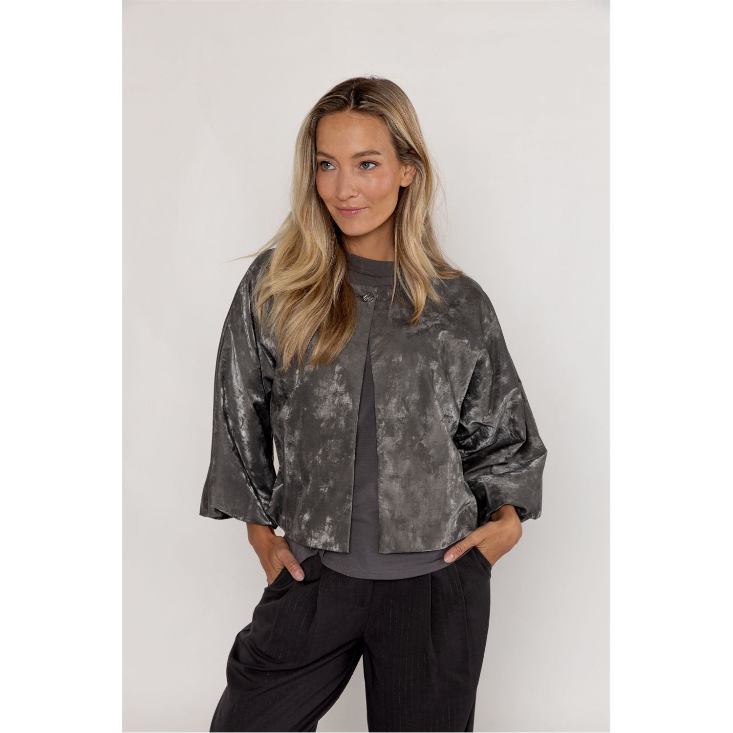 Jacket shiny