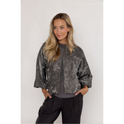 Jacket shiny