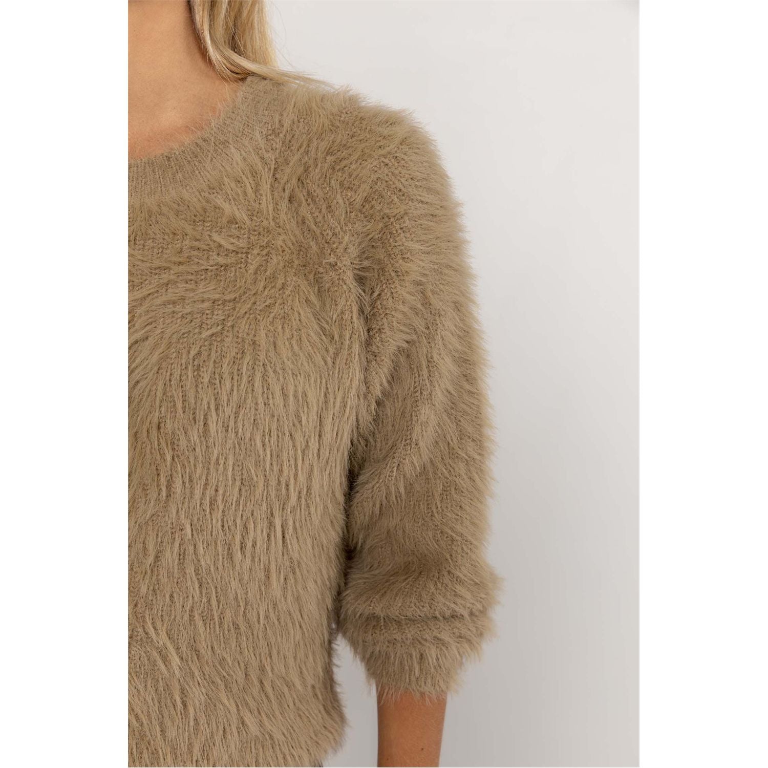 Sweater hairy