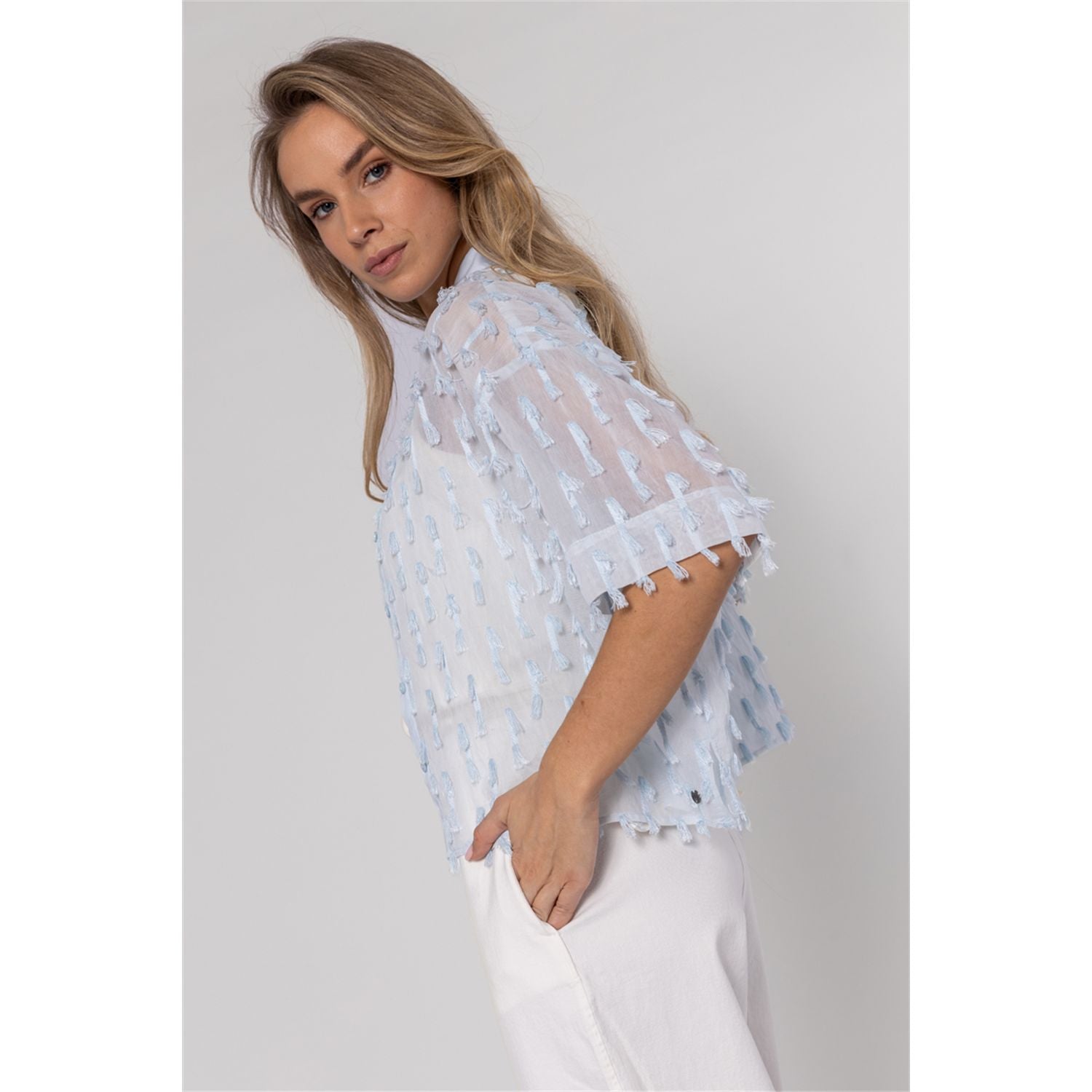 Blouse fringes
