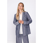 Jacket buttons