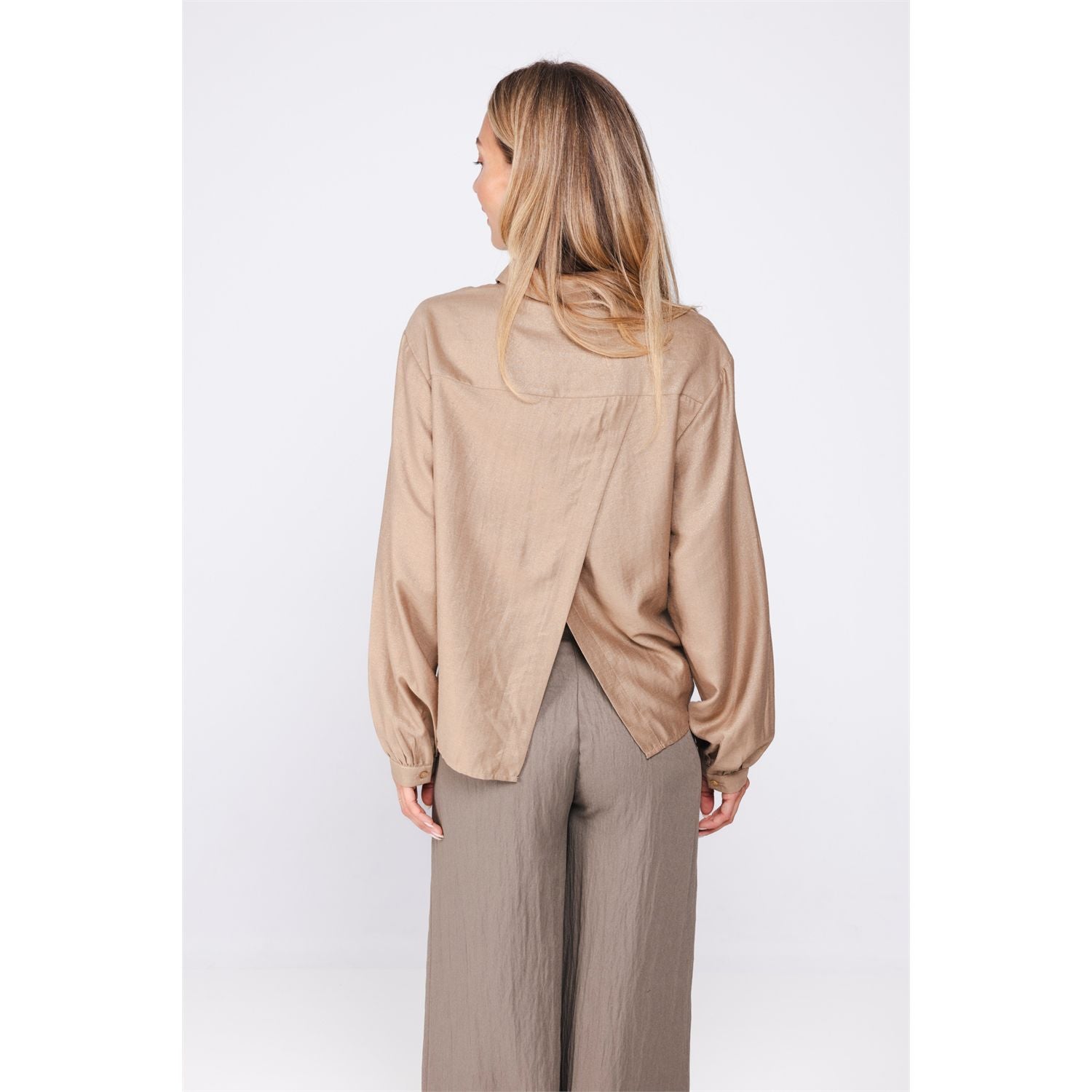 Blouse foil