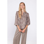 Blouse V-neck