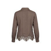 Blouse lace border